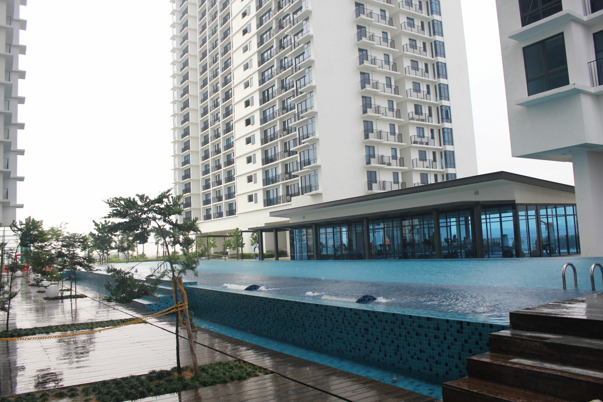 De Houz - Trefoil Setia Alam Home Stay Shah Alam Exterior photo